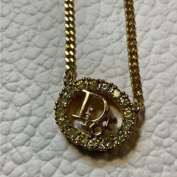 Christian Dior Gold Metal Dior Oval Logo Rhinestones Necklace 15"-17" - Picture 4 of 10